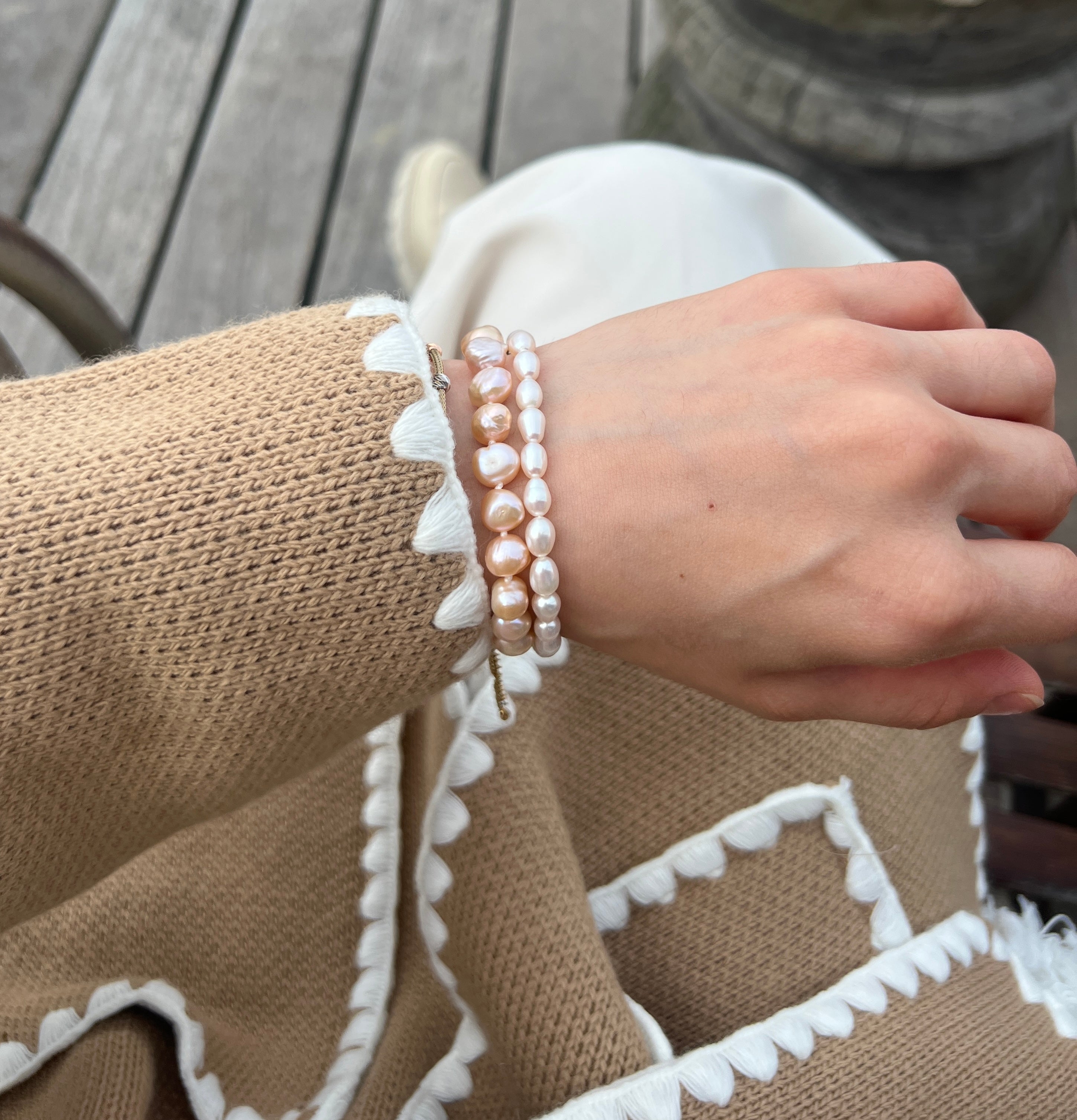 EVELYN Rice Zoetwater Parel Armband