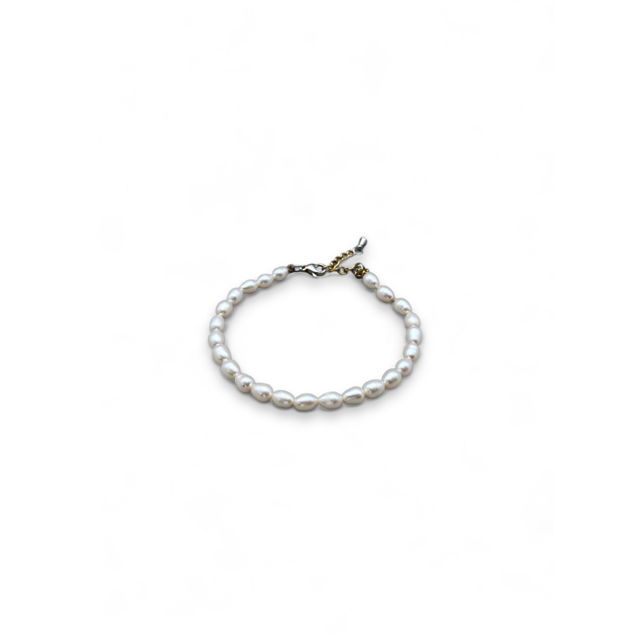 EVELYN Rice Zoetwater Parel Armband